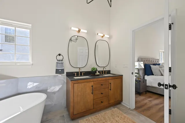 $372,500 | 303 Ashford Circle, Summerville, SC 29485