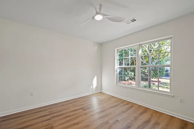 $372,500 | 303 Ashford Circle, Summerville, SC 29485