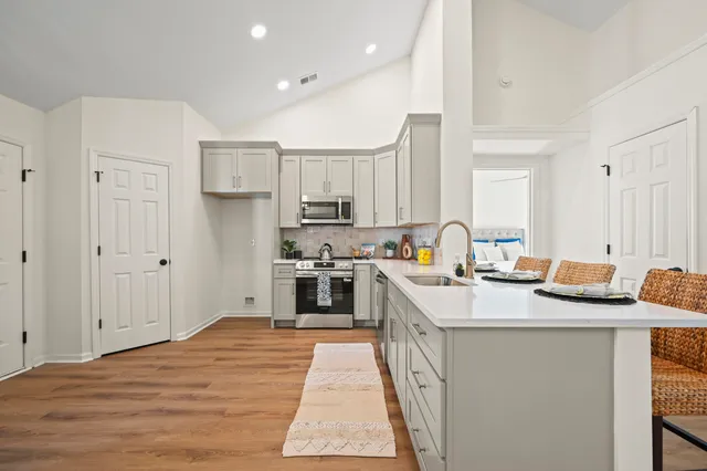 $372,500 | 303 Ashford Circle, Summerville, SC 29485