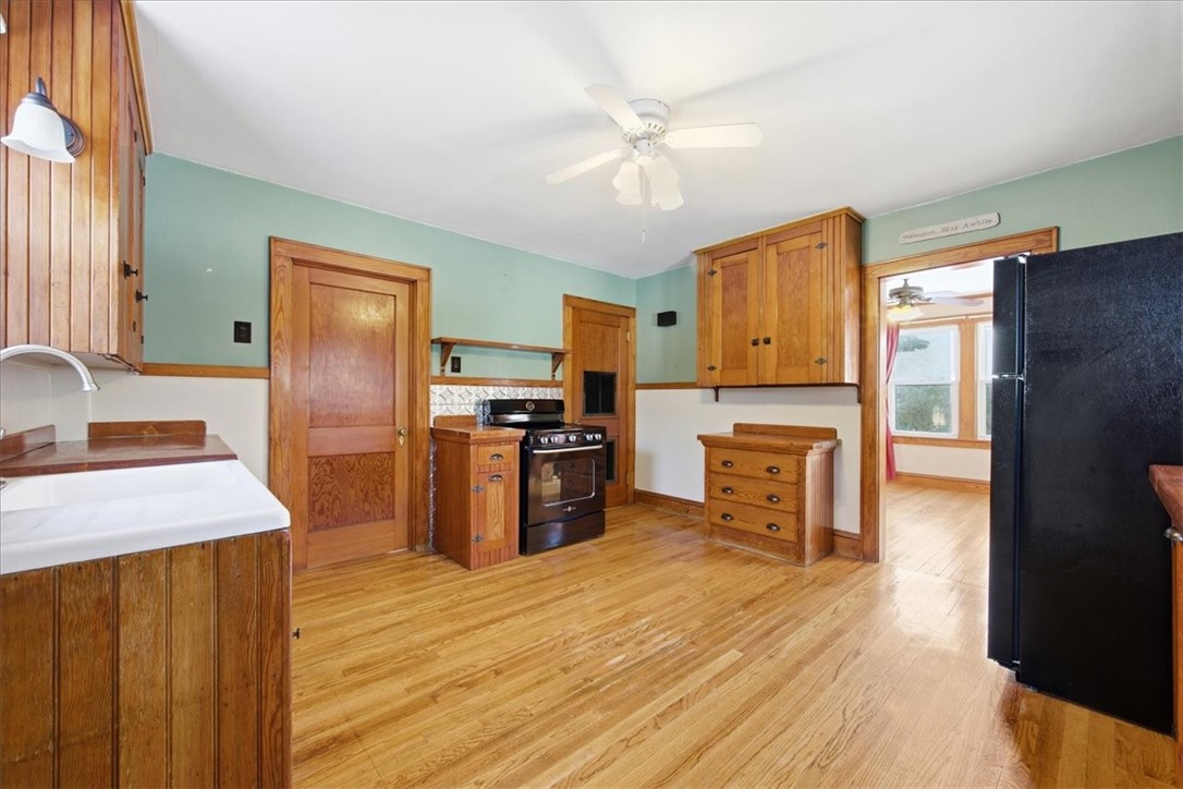 34 Diamond Hill Road Hopkinton, RI 02808 - Photo 6 of 38 Gallery Image 6