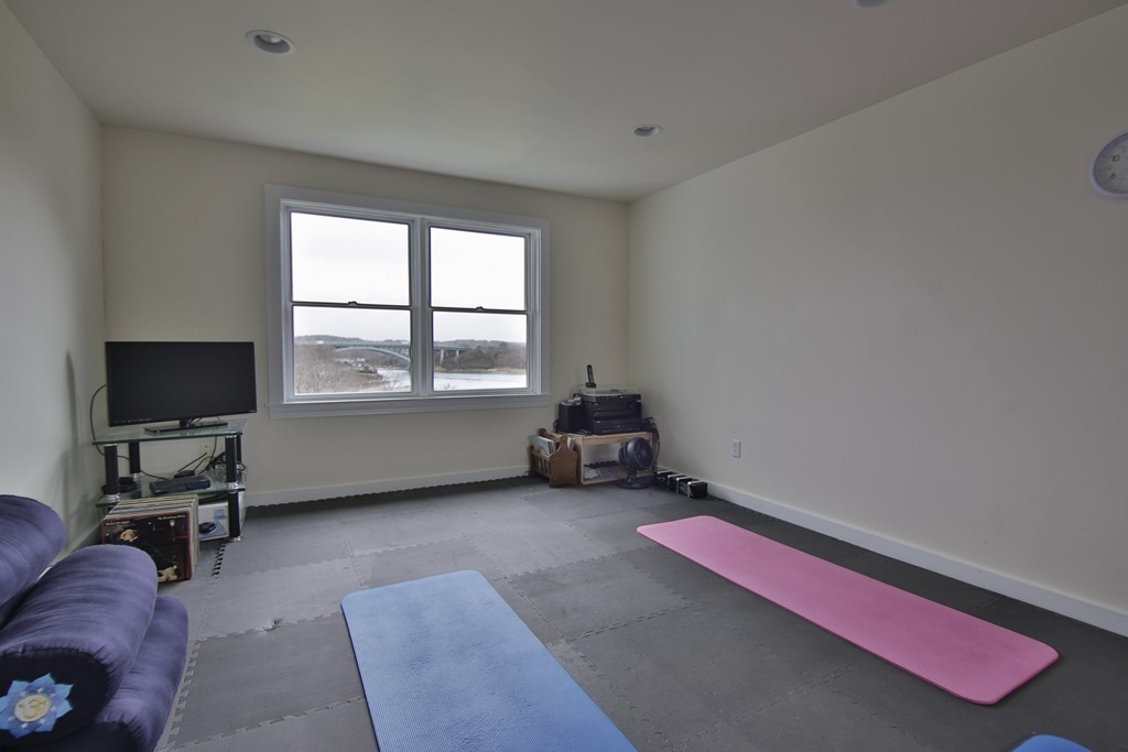 36 R Riverview Road, Unit 36R Gloucester, MA 01930 - Photo 21 of 30 Gallery Image 21