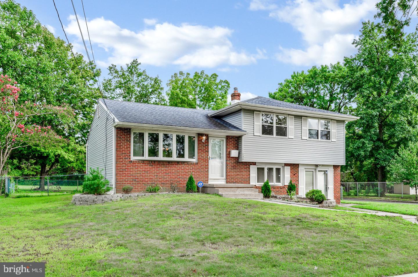 130 Ashbrook Road Cherry Hill, NJ 08034 - Photo 3 of 42