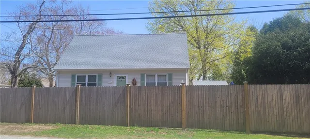 $2,495 | 559 Middlebridge Road, South Kingstown, RI 02879