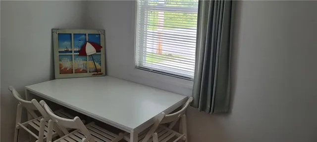 $2,495 | 559 Middlebridge Road, South Kingstown, RI 02879