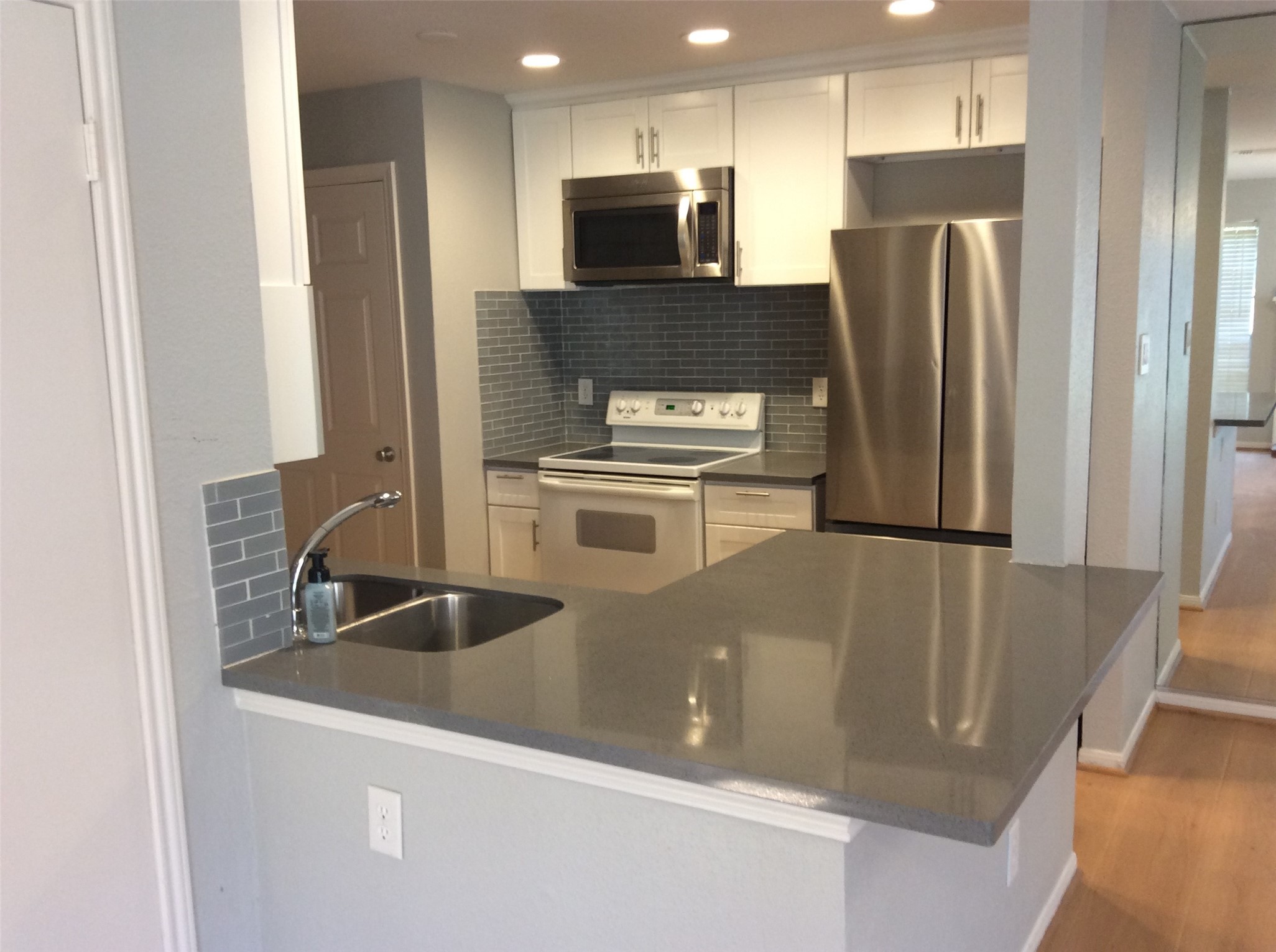 2211 South Kirkwood Road, Unit 22 Houston, TX 77077 - Photo 7 of 25