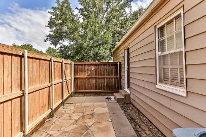 $2,100 | 2711 22nd Street, Lubbock, TX 79410