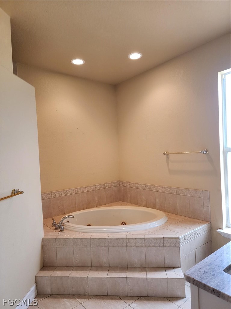 25211 Roland Lane Punta Gorda, FL 33955 - Photo 10 of 17