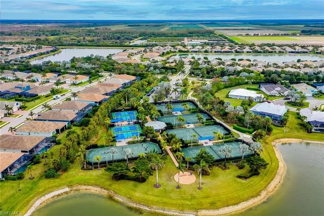 $1,625,000 | 14812 Dockside Lane, Naples, FL 34114