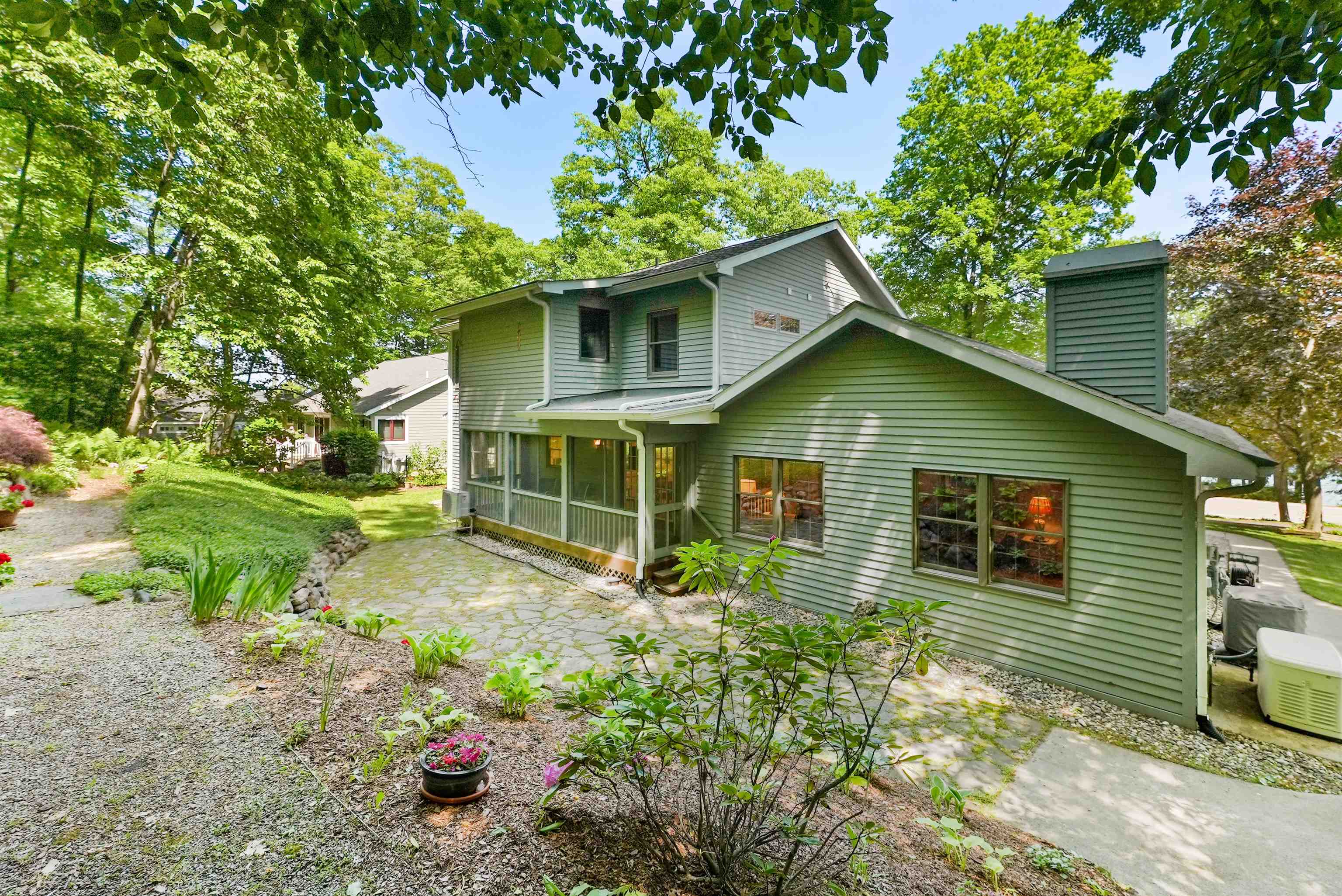 12305 Bluff Road Traverse City, MI 49686 - Photo 22 of 40