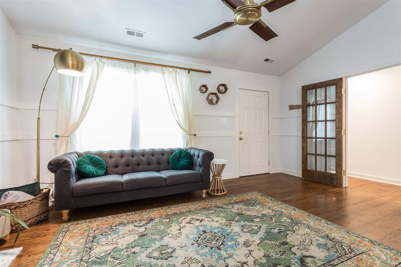 1024 Mills Street Raleigh, NC 27608 - Photo 5 of 30 Photo 5