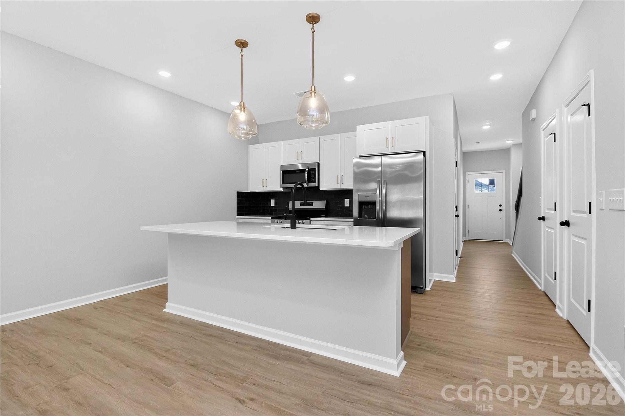 333 North Hoskins Road Charlotte, NC 28216 - Photo 24 of 28 Gallery Image 24
