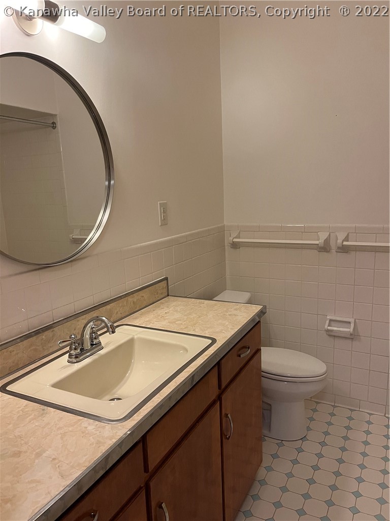 910 Chappell Road Charleston, WV 25304 - Photo 30 of 36 Gallery Image 30