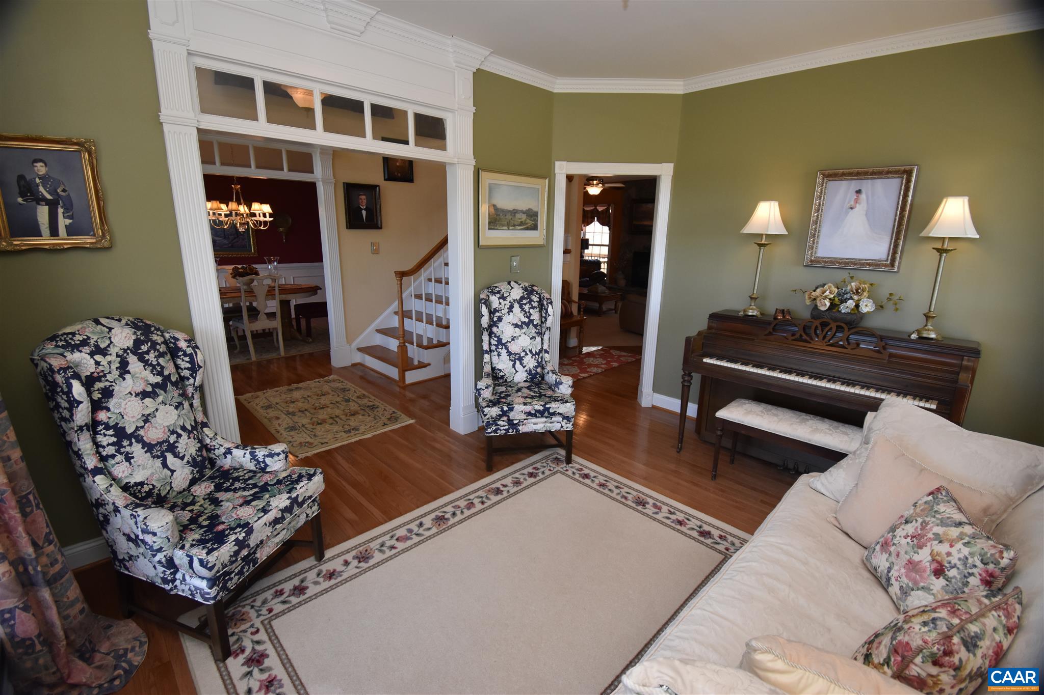 285 March Road Stanardsville, VA 22973 - Photo 24 of 75 a living room with furniture
