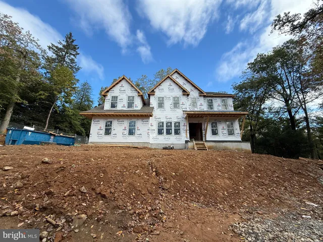 $2,900,000 | 353 Oak Terrace, Wayne, PA 19087