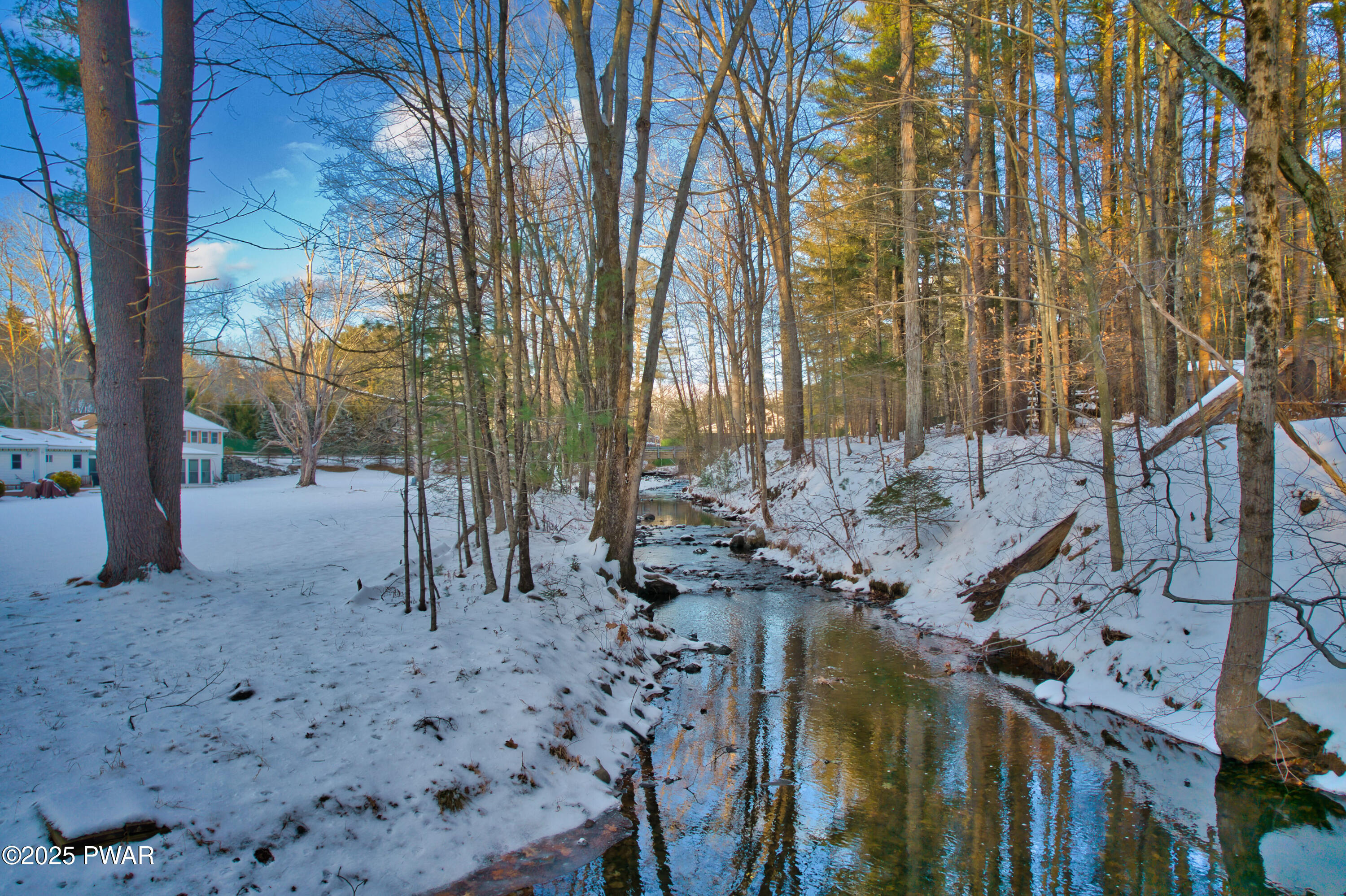 130 Log And Twig Road Dingmans Ferry, PA 18328 - Photo 7 of 41
