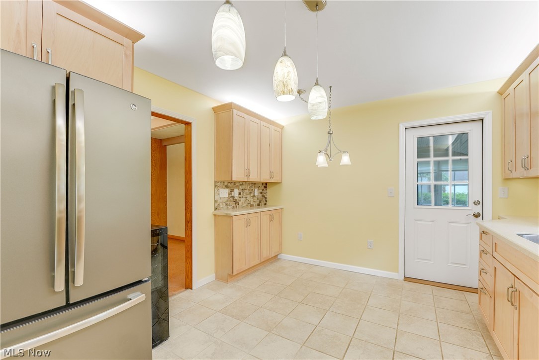 6680 Heisley Road Mentor, OH 44060 - Photo 6 of 36