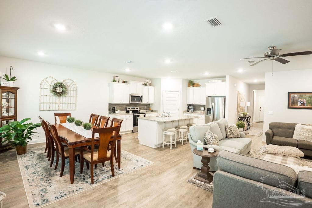 7994 Burnside Loop Pensacola, FL 32526 - Photo 6 of 32