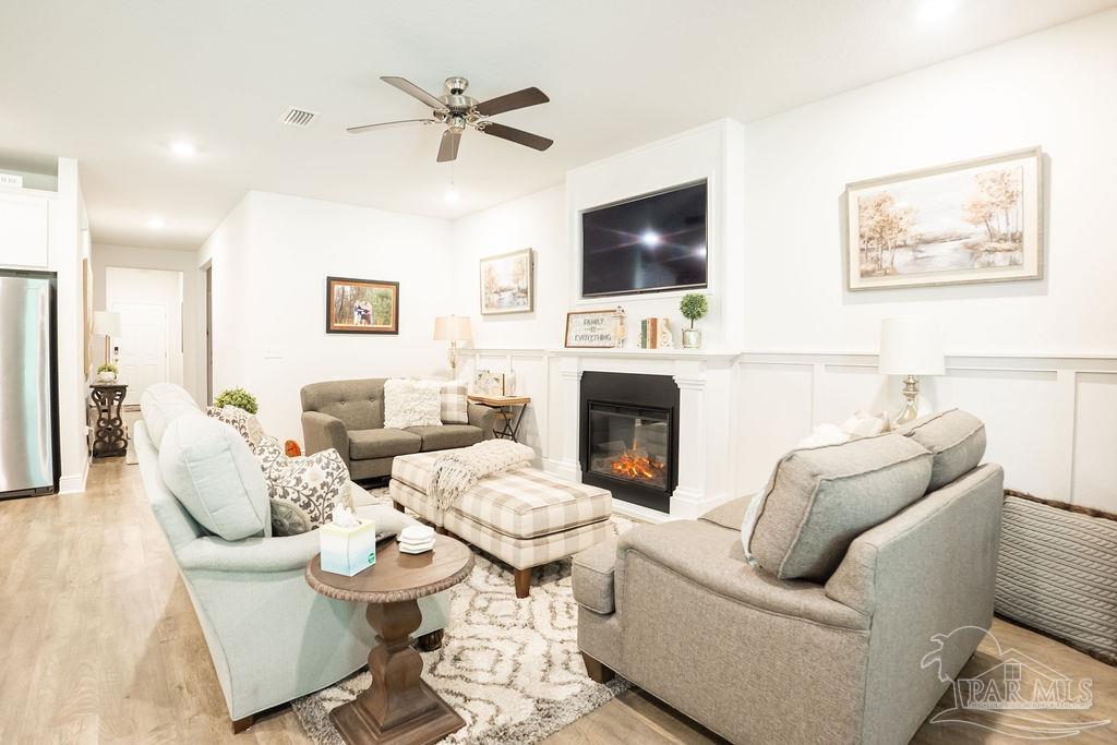 7994 Burnside Loop Pensacola, FL 32526 - Photo 9 of 32