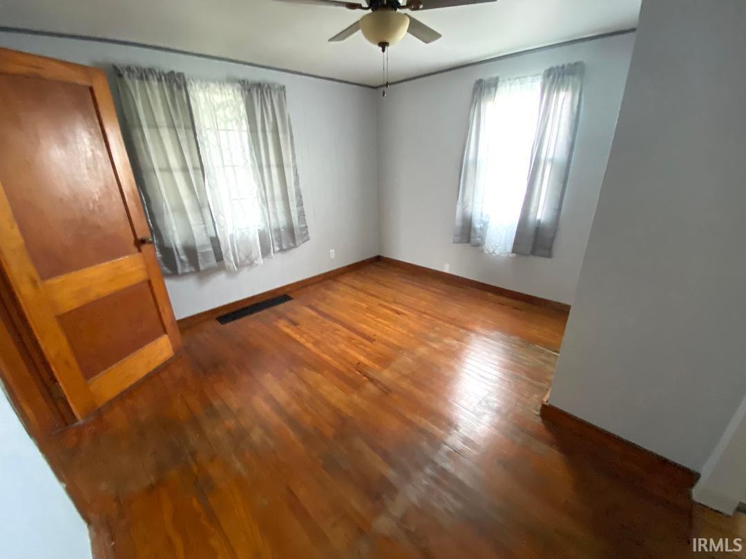 1650 North Warren Road Bloomfield, IN 47424 - Photo 14 of 35
