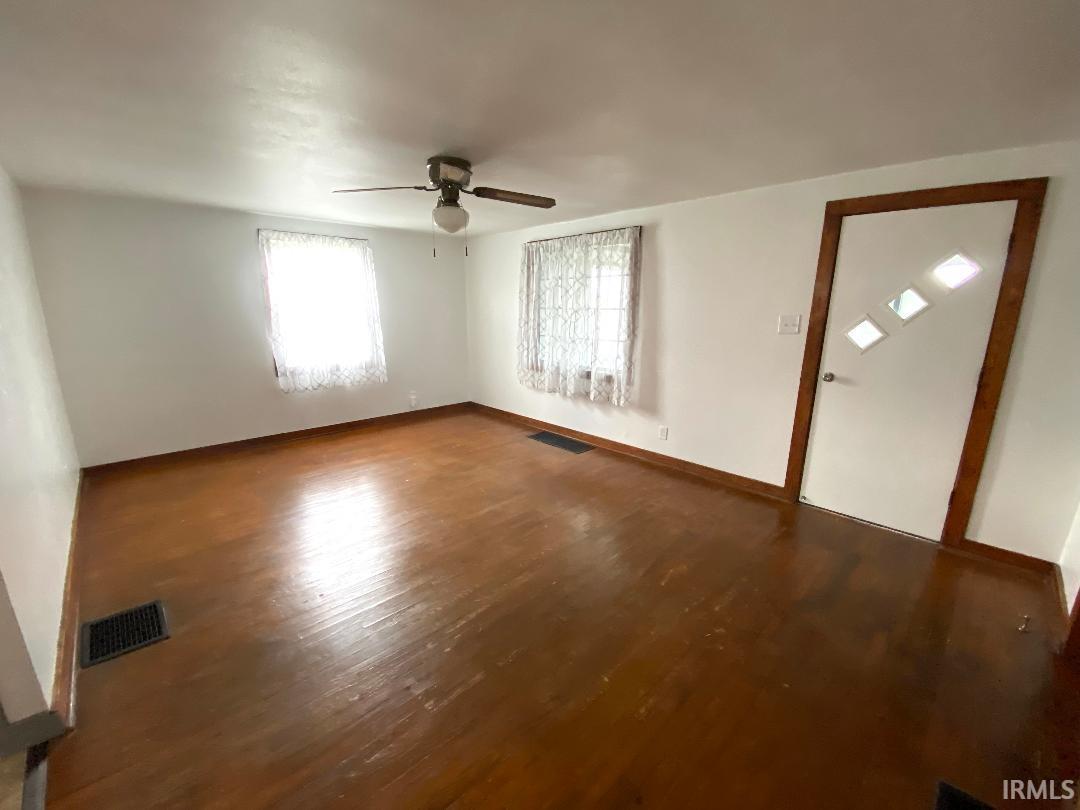1650 North Warren Road Bloomfield, IN 47424 - Photo 6 of 35