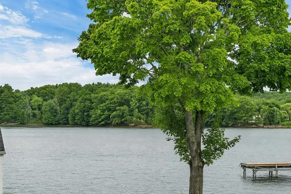 $849,000 | 8 Heaphy Road, Dover, NH 03820