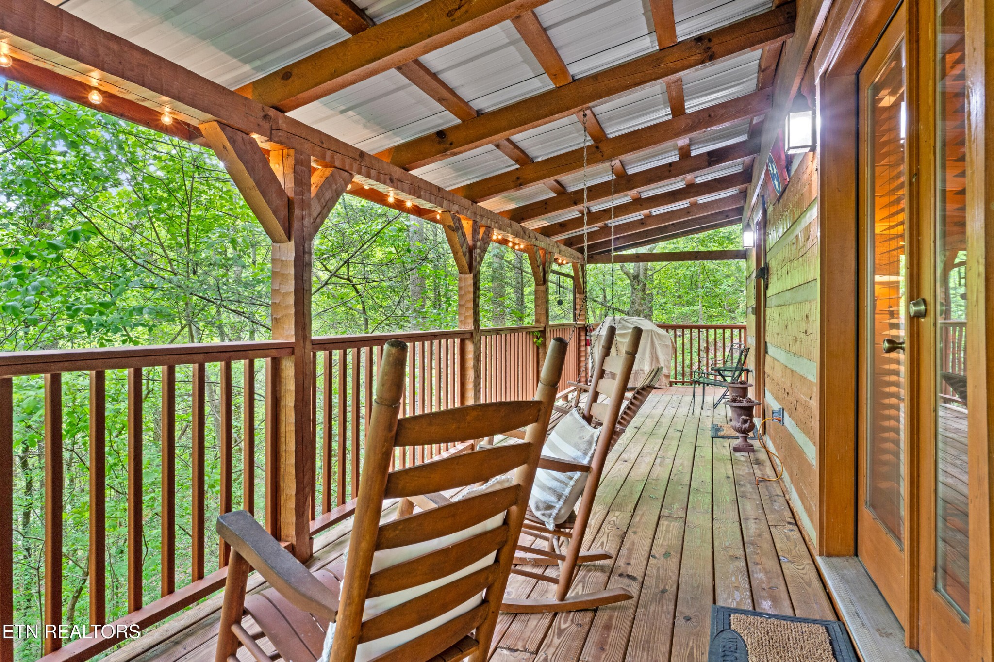 144 Timberwinds Way Townsend, TN 37882 - Photo 3 of 31 Gallery Image 3