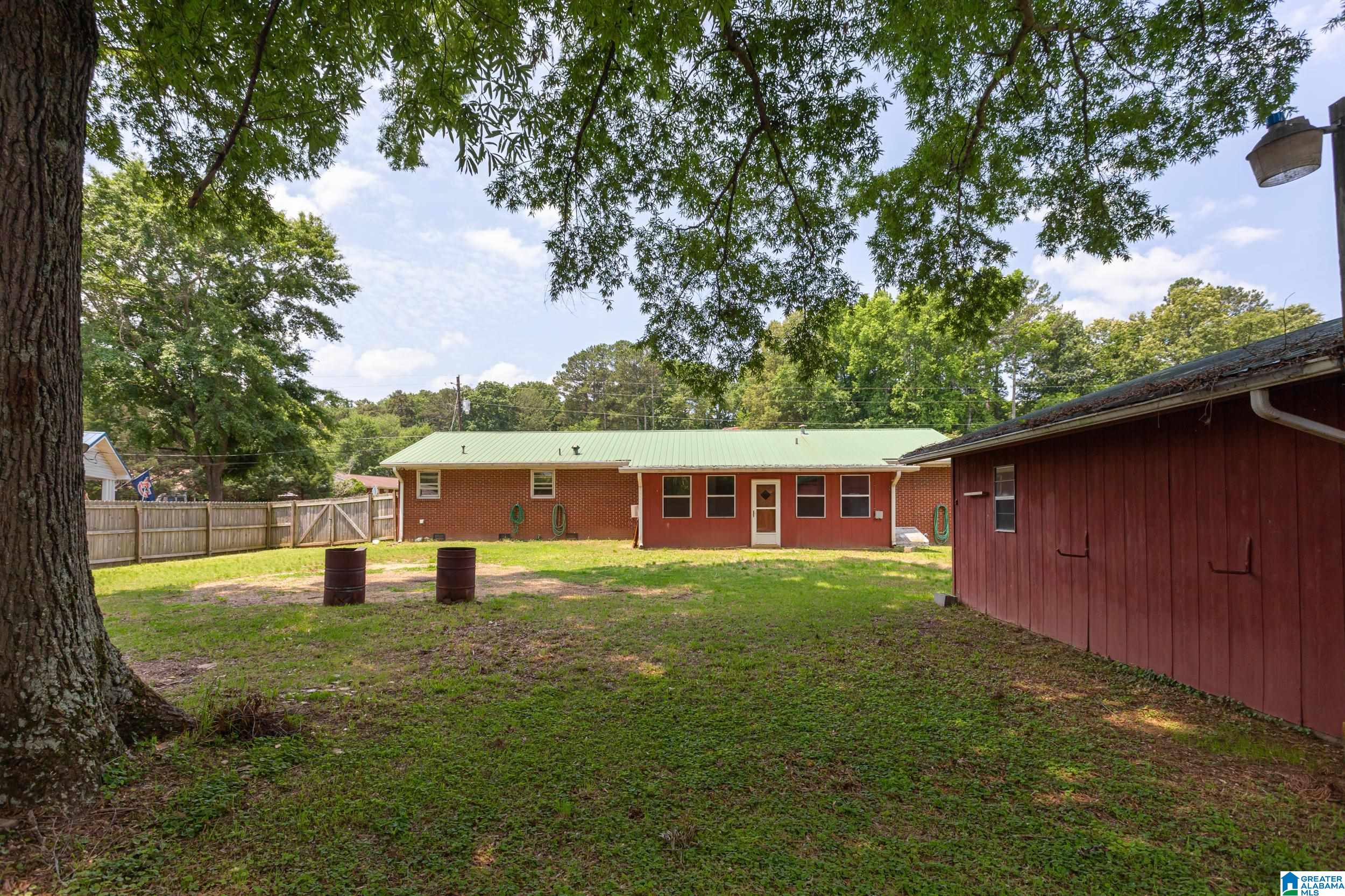 15 Carriage Road Anniston, AL 36206 - Photo 27 of 38