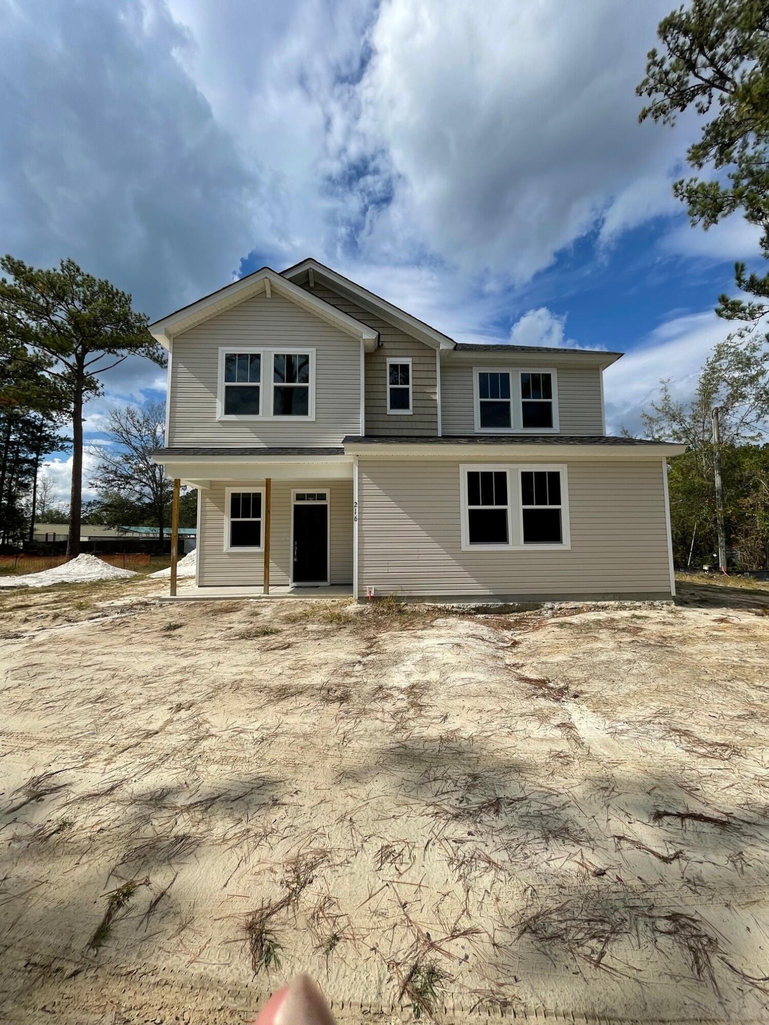 216 Mallard Road Summerville, SC 29483 - Photo 1 of 8 Florence II