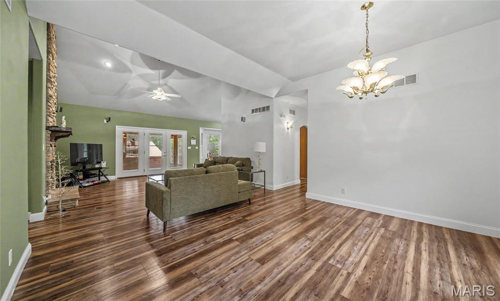 3891 East Lindberg Road Cuba, MO 65453 - Photo 4 of 58