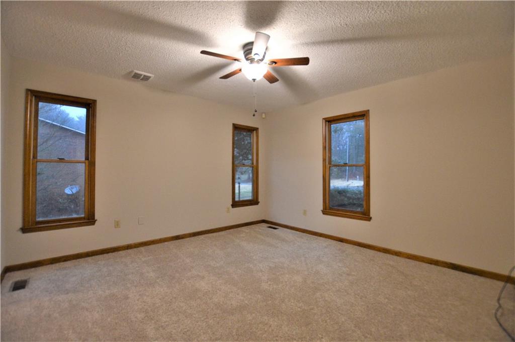 129 Spring Street Hudson, NC 28638 - Photo 21 of 40 Gallery Image 21