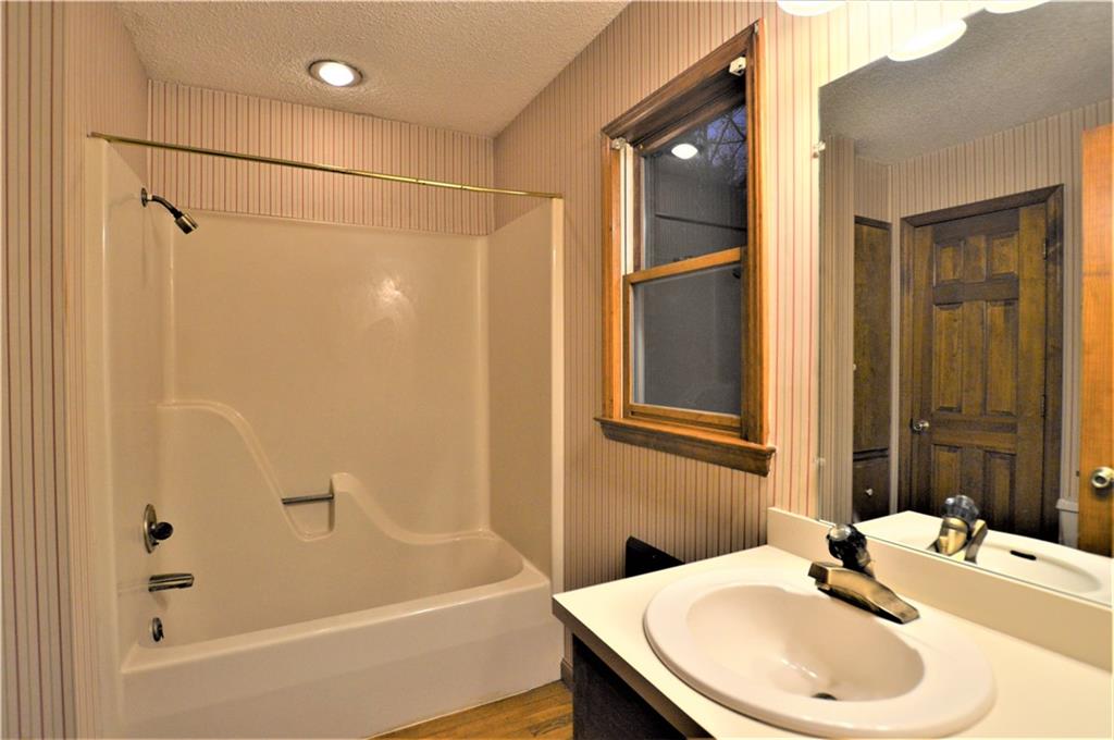 129 Spring Street Hudson, NC 28638 - Photo 32 of 40 Gallery Image 32