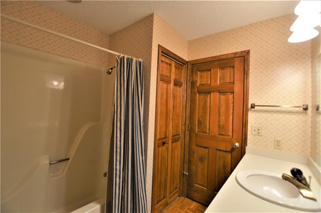 129 Spring Street Hudson, NC 28638 - Photo 37 of 40 Gallery Image 37