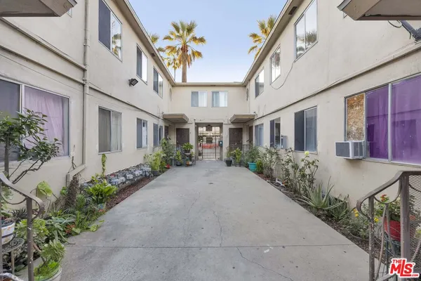$2,750,000 | 8118 South Western Avenue, Los Angeles, CA 90047
