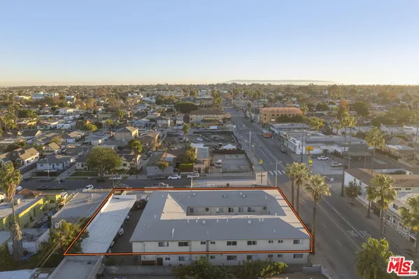 $2,750,000 | 8118 South Western Avenue, Los Angeles, CA 90047