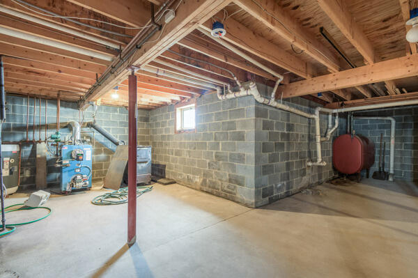 4239 High Road Cresco, PA 18326 - Photo 33 of 40 Basement