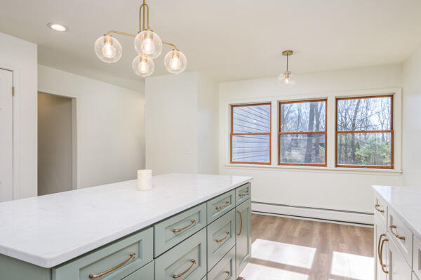 4239 High Road Cresco, PA 18326 - Photo 9 of 40 Breakfast nook