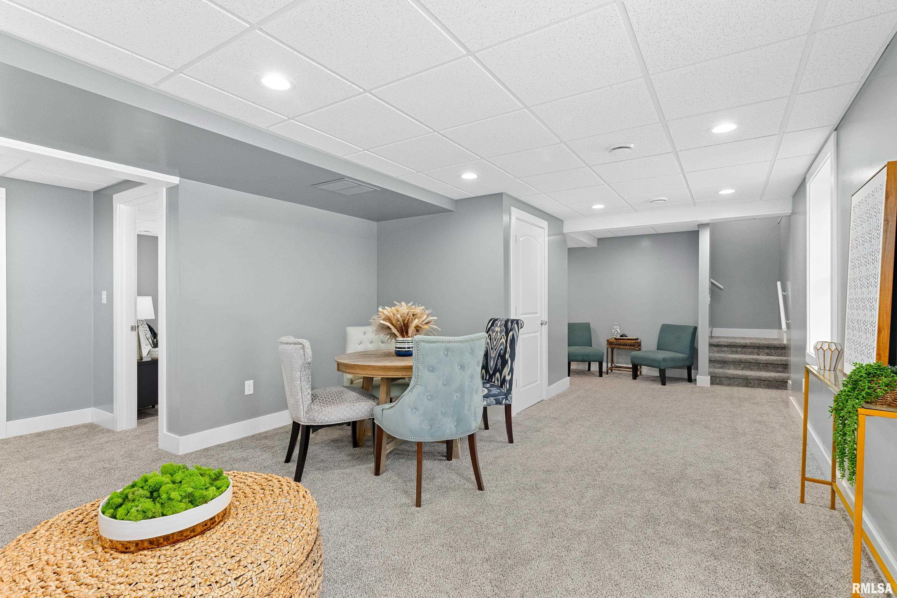 1100 Dallas Road Washington, IL 61571 - Photo 31 of 52 Gallery Image 31