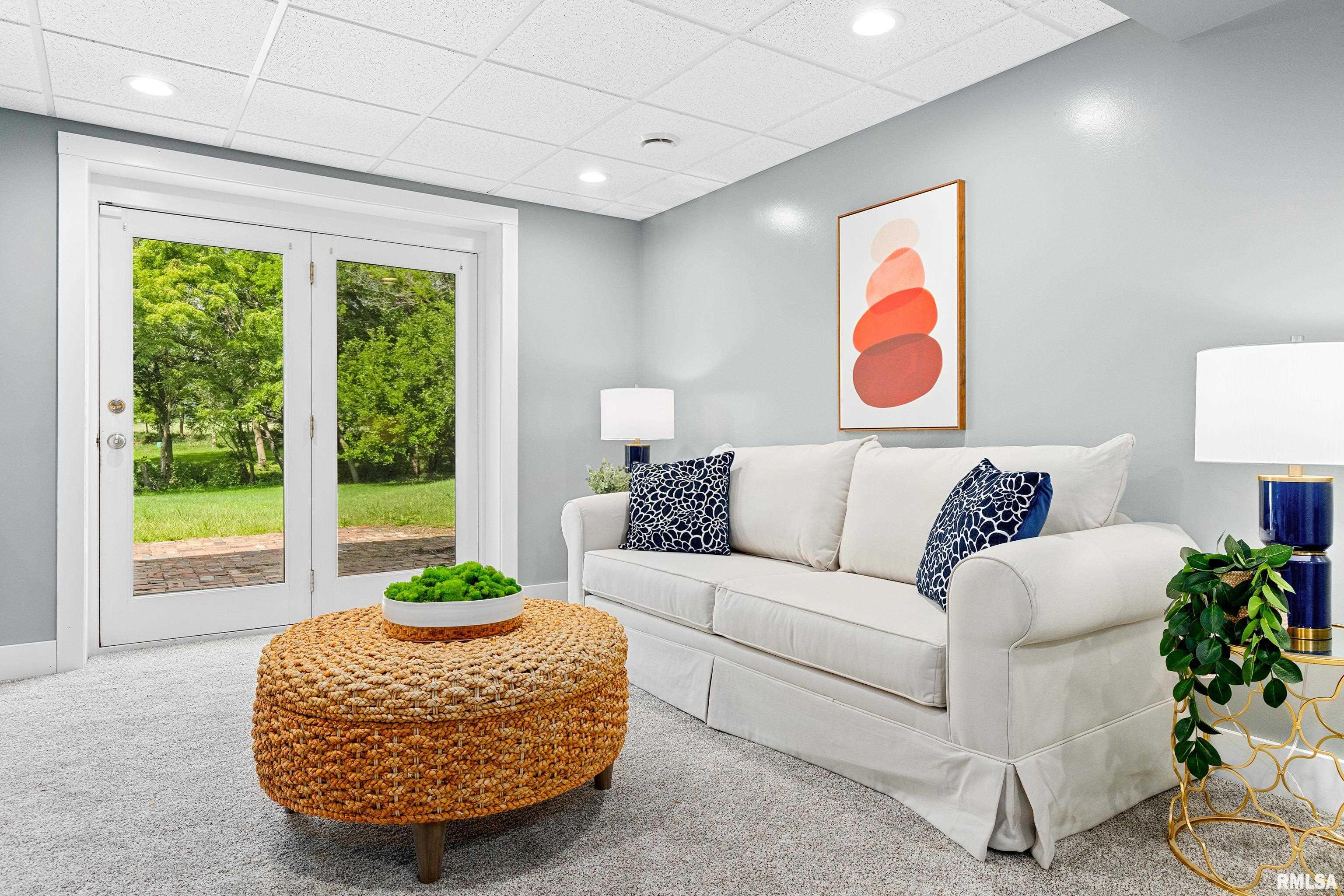 1100 Dallas Road Washington, IL 61571 - Photo 33 of 52 Gallery Image 33