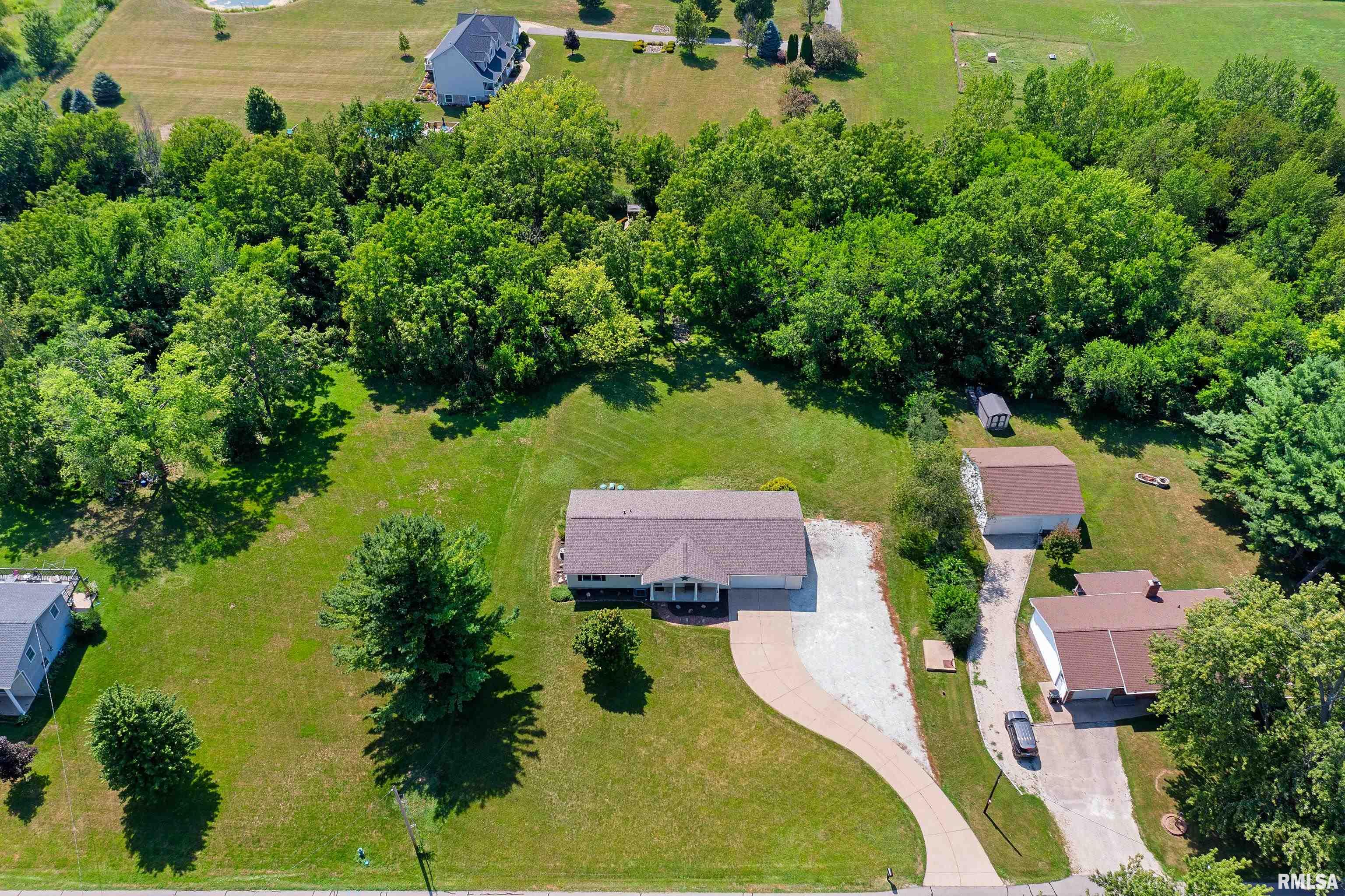 1100 Dallas Road Washington, IL 61571 - Photo 44 of 52 Gallery Image 44