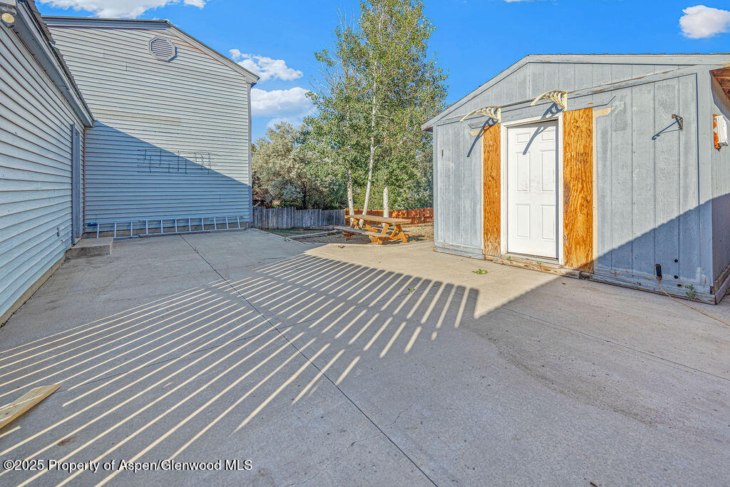 714 Westridge Road Craig, CO 81625 - Photo 28 of 39 714Washington-06