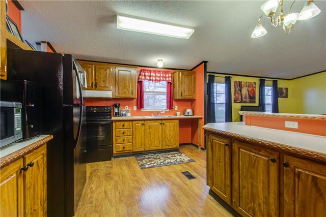 220 3rd Street Dickson, TN 37055 - Photo 5 of 20 Gallery Image 5