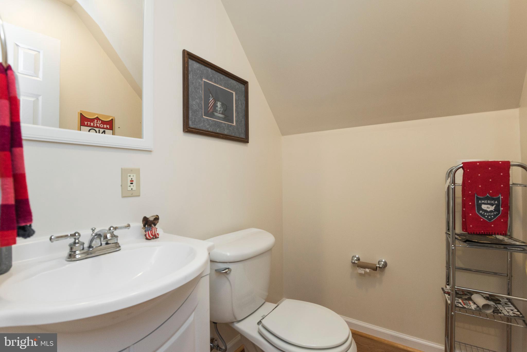 5250 Bicknell Road Marbury, MD 20658 - Photo 33 of 45 Great Room Half Bath