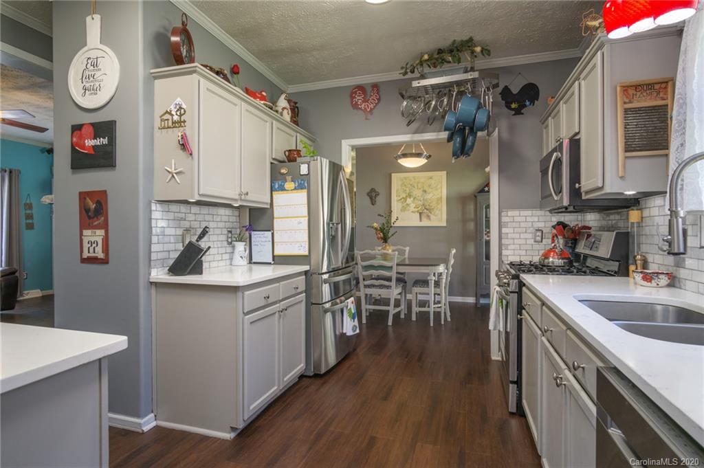 9522 Anne Taylor Road York, SC 29745 - Photo 11 of 35 Gallery Image 11