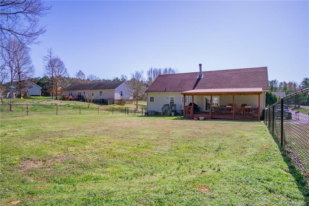 9522 Anne Taylor Road York, SC 29745 - Photo 29 of 35 Gallery Image 29