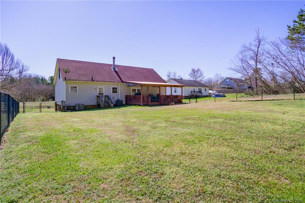 9522 Anne Taylor Road York, SC 29745 - Photo 30 of 35 Gallery Image 30