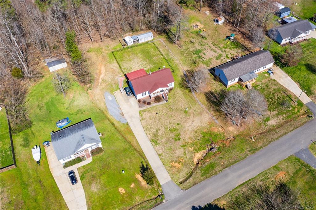9522 Anne Taylor Road York, SC 29745 - Photo 33 of 35 Gallery Image 33