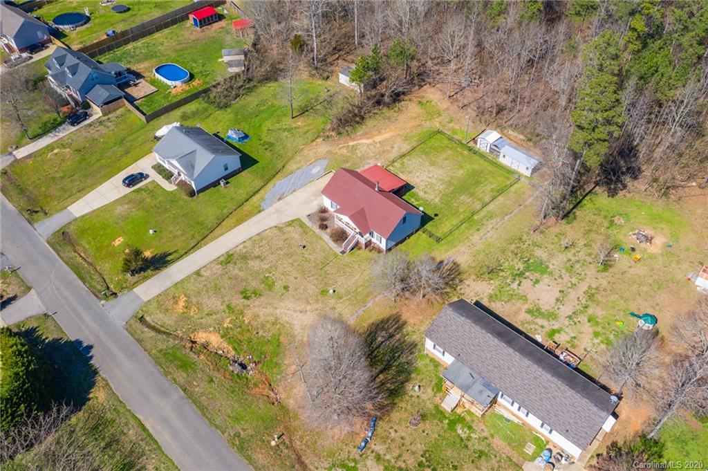 9522 Anne Taylor Road York, SC 29745 - Photo 34 of 35 Gallery Image 34