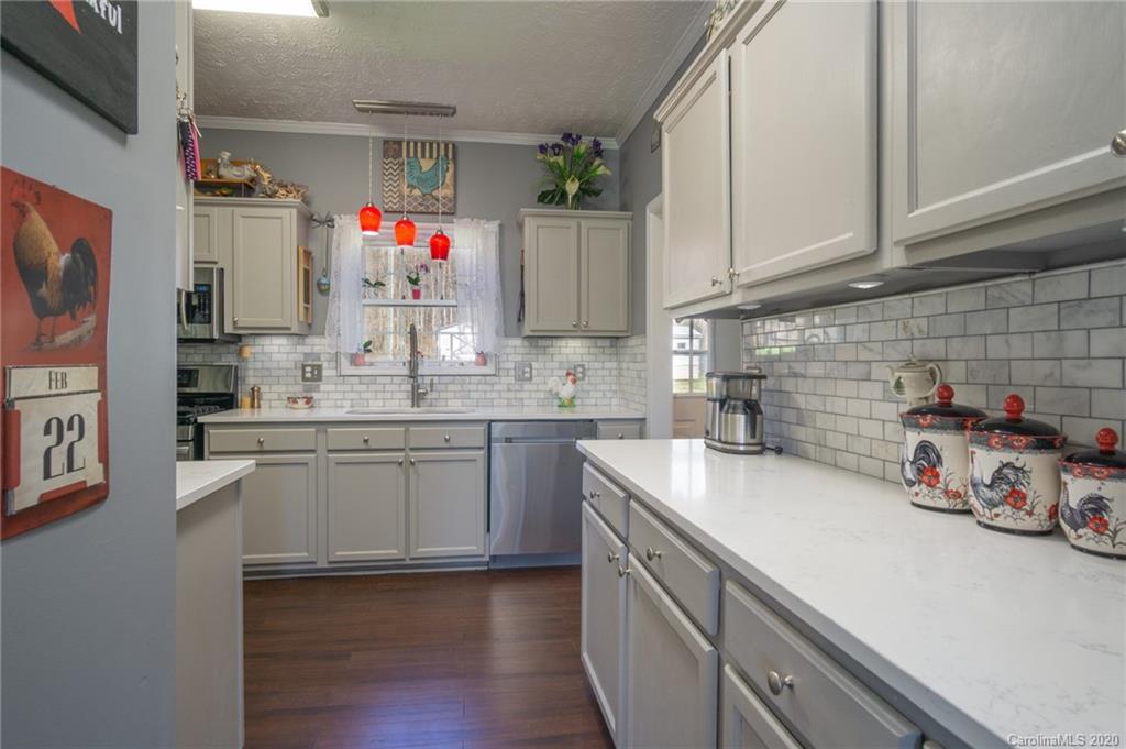 9522 Anne Taylor Road York, SC 29745 - Photo 9 of 35 Gallery Image 9