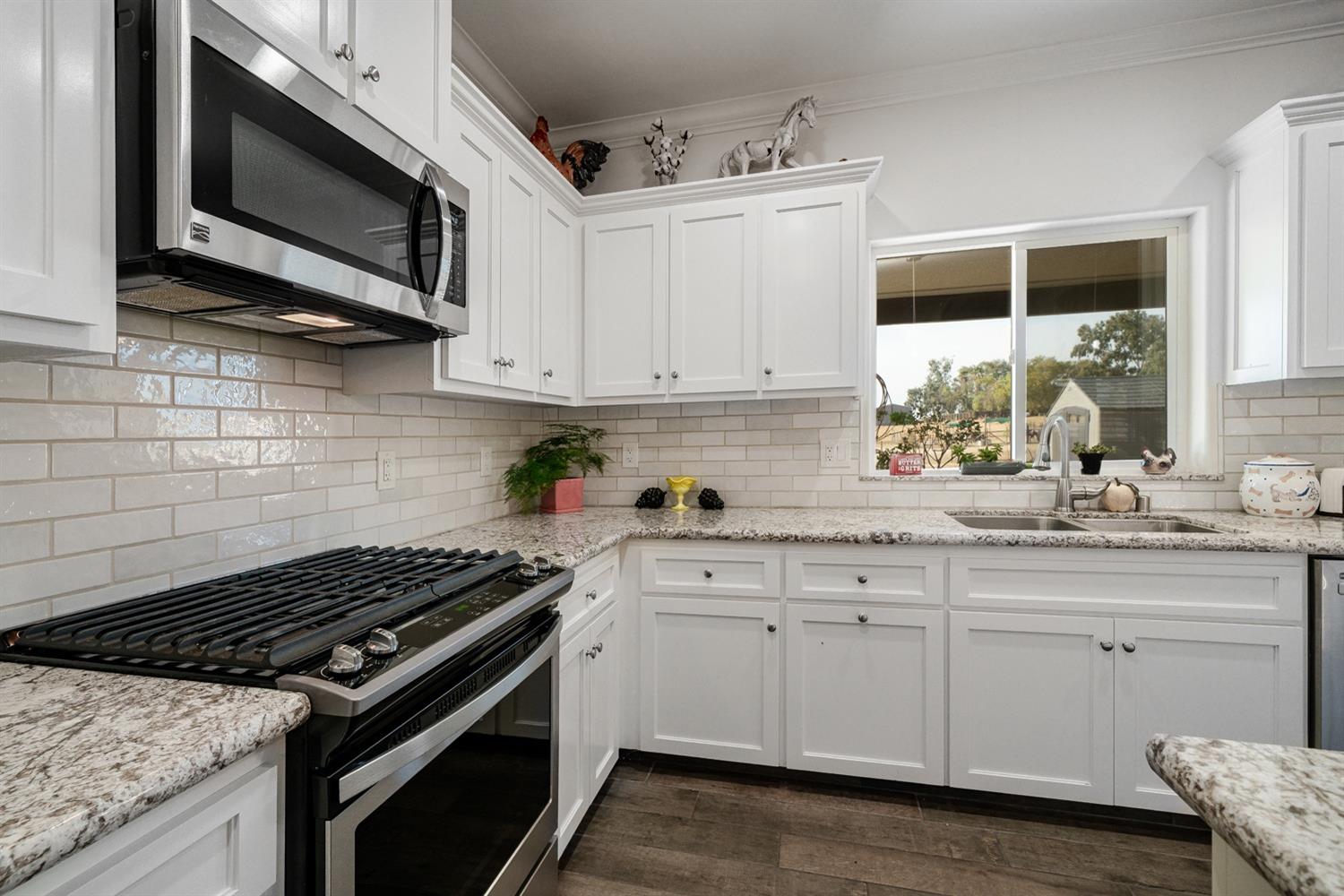 15720 Mark Road Madera, CA 93636 - Photo 11 of 37 Gallery Image 11