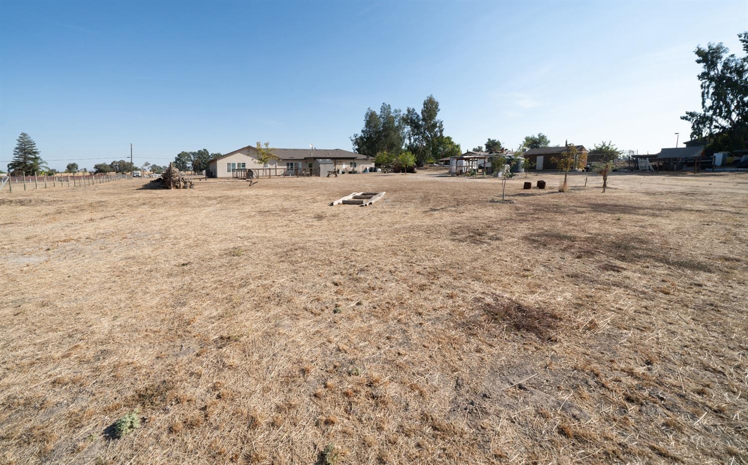 15720 Mark Road Madera, CA 93636 - Photo 30 of 37 Gallery Image 30